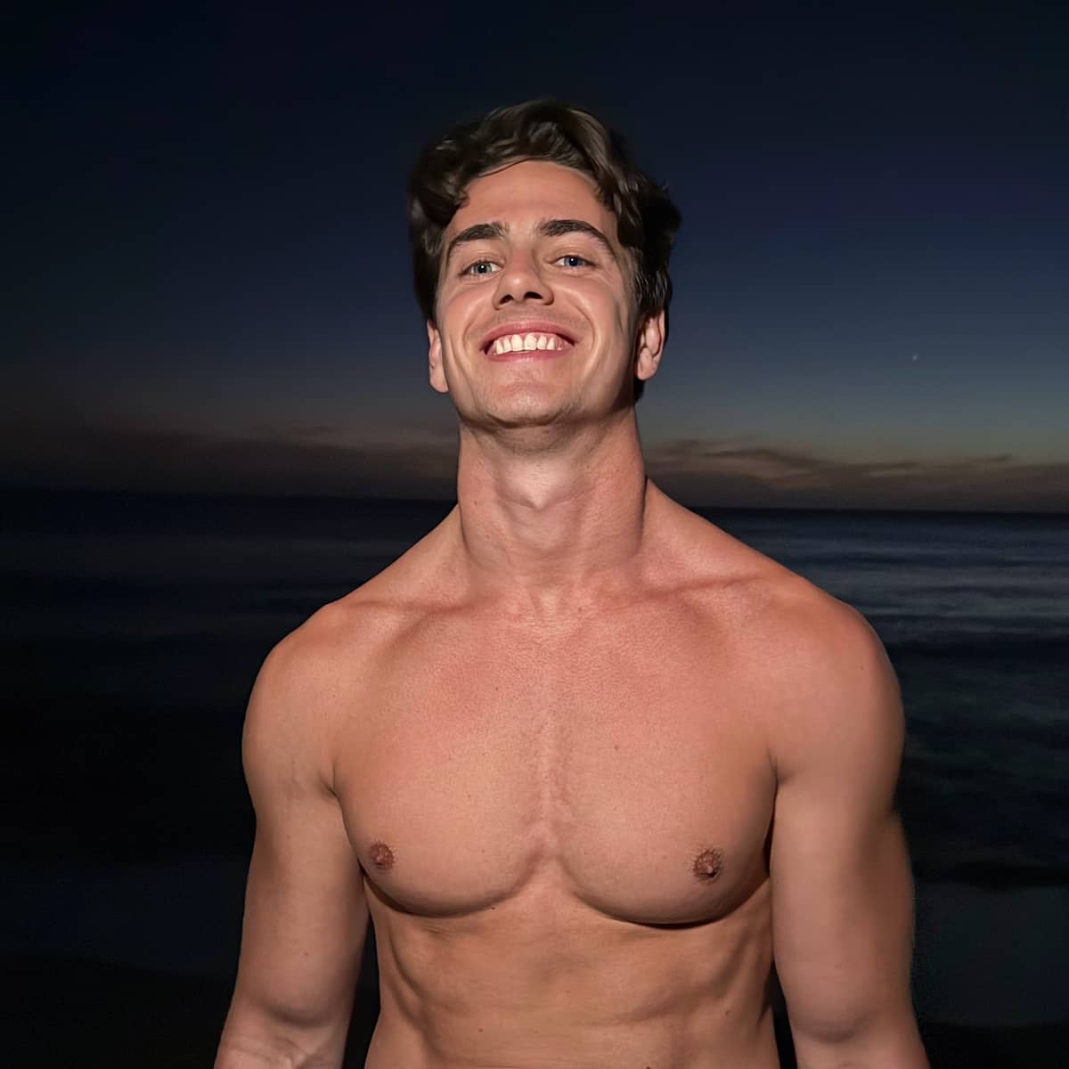 Matt Rhoades (@matt.rh)  Passes