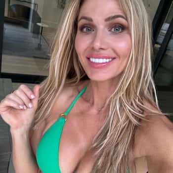 Torrie Wilson (@torrie) / Passes