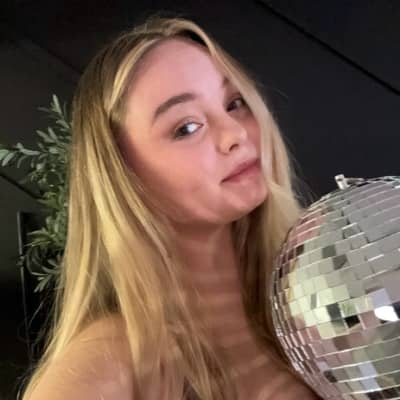 Tesla Trimble (@teslatrimble) / Passes